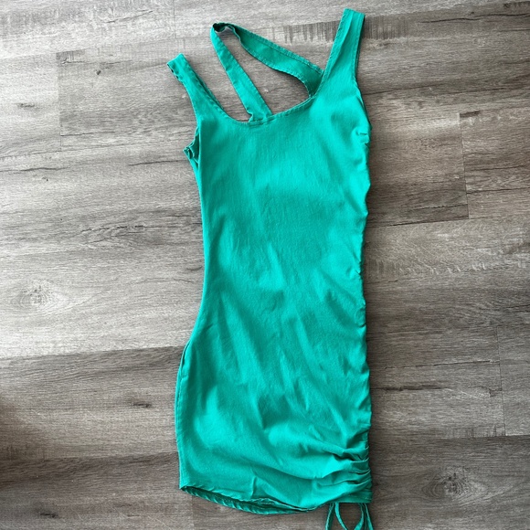 Pretty Little Thing summer dress size US 4 - Picture 2 of 2